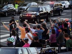 Tak Terima Hasil Pilpres AS 2020, Pendukung Trump Turun ke Jalan