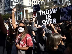 Warga AS Turun ke Jalan Usai Kemenangan Biden Diumumkan