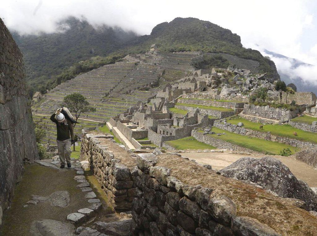 Sempat Terjebak, Ratusan Turis Berhasil Dievakuasi dari Machu Picchu