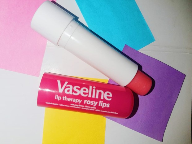 Vaseline Lip Theraphy Rosy Lips/ dok: pribadi Vaseline Lip Theraphy Rosy Lips