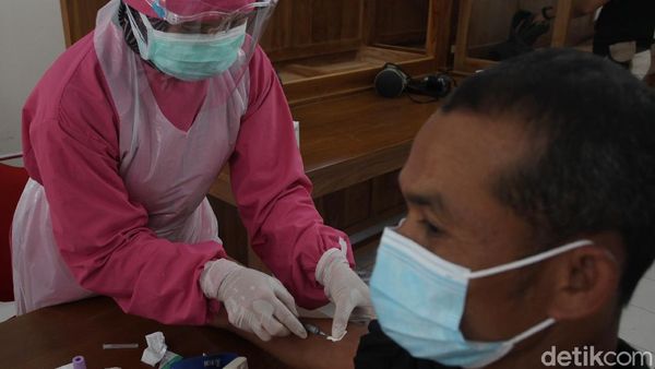 60 Orang Relawan di Kamp Pengungsi Merapi Jalani Rapid Test