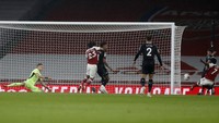 Arsenal tertinggal 0-1 setelah gol bunuh diri Bukayo Saka di menit ke-24. AP Photo/Alastair Grant.