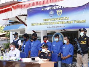 Bea Cukai-BNN Gagalkan Penyelundupan Sabu dari Malaysia, 2 Orang Ditangkap Bea Cukai-BNN Gagalkan Penyelundupan Sabu dari Malaysia, 2 Orang Ditangkap