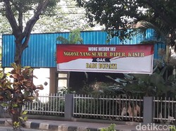 Soal Spanduk Black Campaign, Bawaslu Banyuwangi Tak Ingin Buru-buru Bertindak