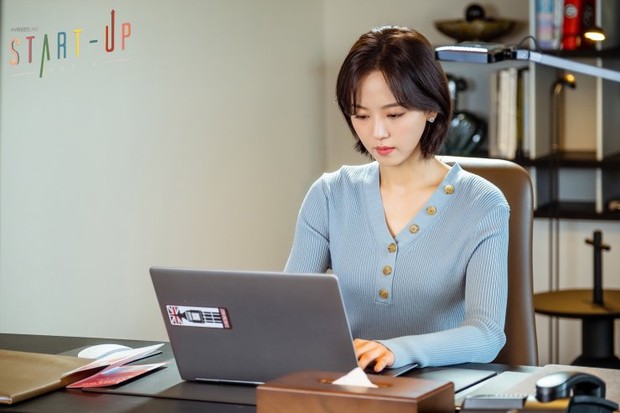 Luangkan waktu dan menjauh dari pekerjaan kamu, coba sesekali fokus pada kehidupan pribadi kamu.