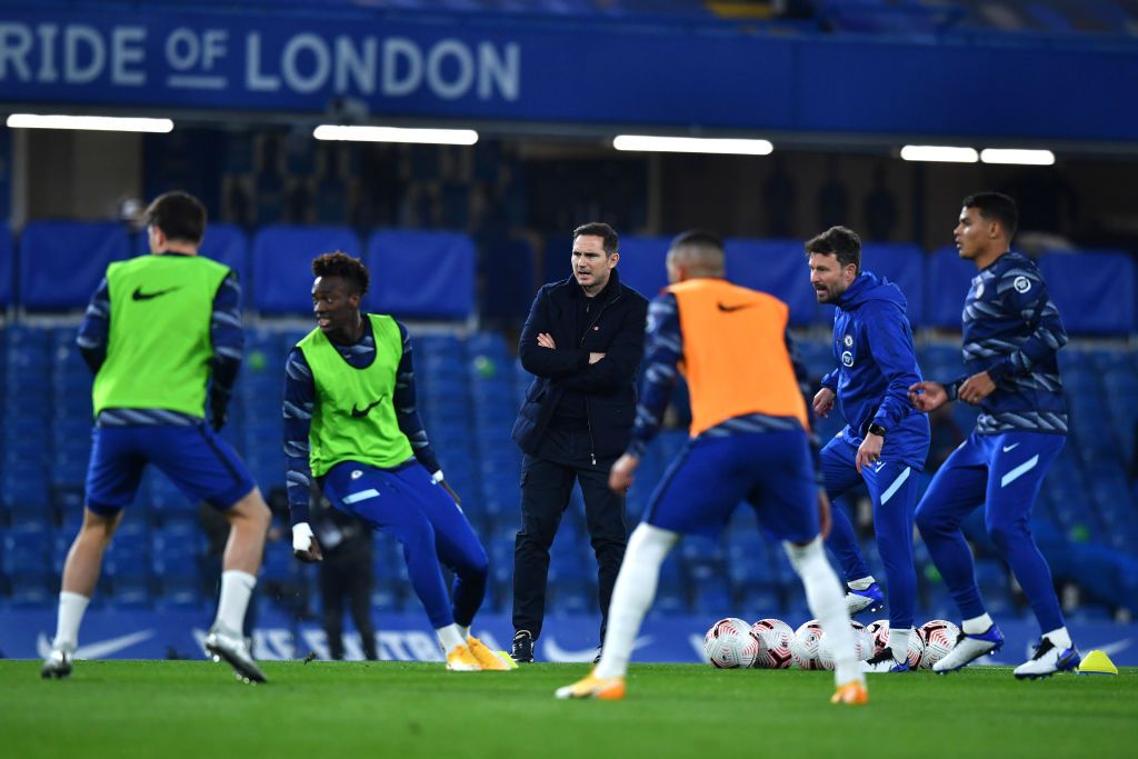 LONDON, ENGLAND - NOVEMBER 07: Timo Werner of Chelsea celebrates with teammates after scoring his team's fourth goal during the Premier League match between Chelsea and Sheffield United at Stamford Bridge on November 07, 2020 in London, England. Sporting stadiums around the UK remain under strict restrictions due to the Coronavirus Pandemic as Government social distancing laws prohibit fans inside venues resulting in games being played behind closed doors. (Photo by Mike Hewitt/Getty Images)