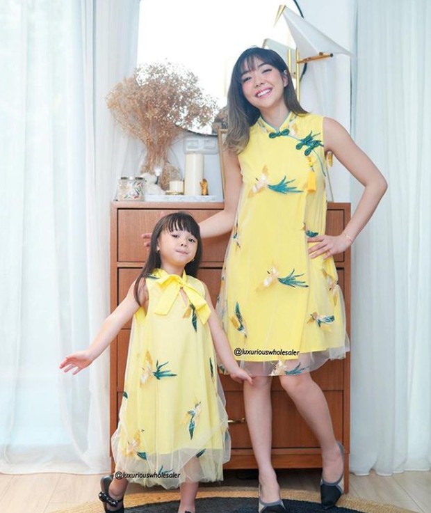 Endorsement Produk/Foto : instagram.com/gisel_la Endorsement Produk