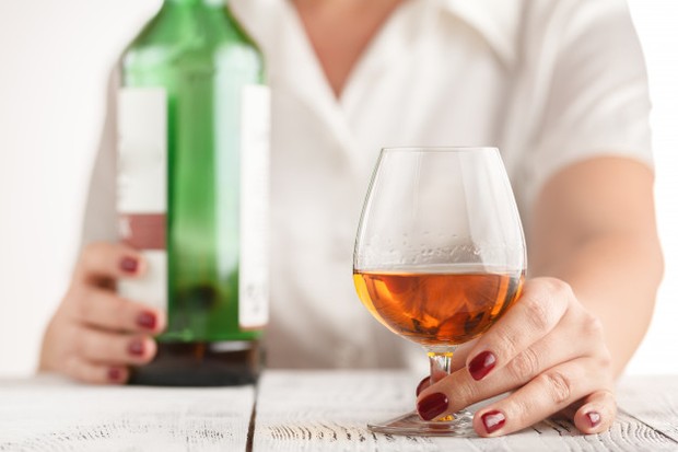 meminum minuman beralkohol bisa membuat diet yang diprogram gagal/freepik.com