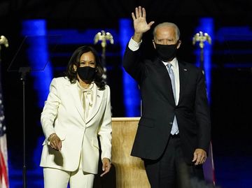 Momen Biden-Harris Saat Pidato Kemenangan