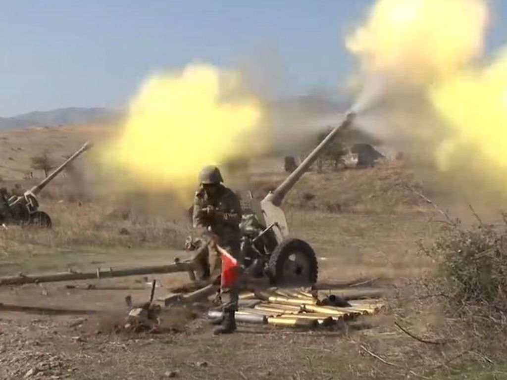 Militer Armenia-Azerbaijan Kembali Baku Tembak Militer Armenia-Azerbaijan Kembali Baku Tembak