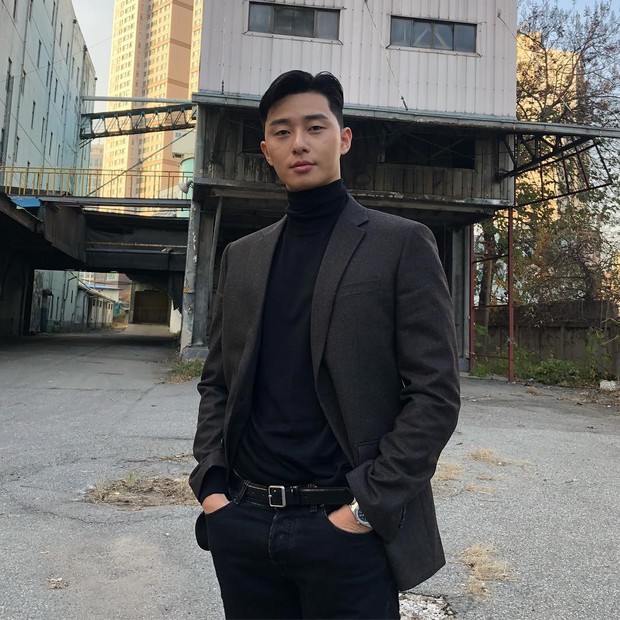 Tidak membutuhkan banyak waktu bagi Park Seo Joon untuk menjadi bintang, dia sudah membuktikan aktingnya yang apik sejak awal kariernya.