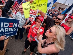 Negara Terbelah dan Keluarga Terpecah di Tengah Persaingan Trump-Biden