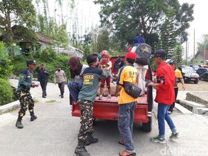 Video Merapi Siaga, Lansia dan Anak-anak di Boyolali Diungsikan
