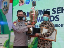 Kabaharkam Polri Apresiasi Lomba Kampung Nurut Tatanan Baru di NTB