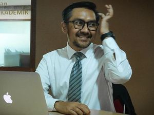 Ini Tugas Prabu Revolusi Sebagai Staf Khusus dan Jubir Kemenparekraf Ini Tugas Prabu Revolusi Sebagai Staf Khusus dan Jubir Kemenparekraf