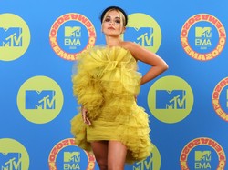 Gelar Pesta saat Lockdown, Rita Ora Terancam Didenda Rp 140 Juta