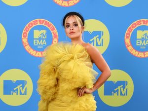 Rayakan Ultah, Rita Ora Dibully hingga Bayar Denda Rp 190 Juta