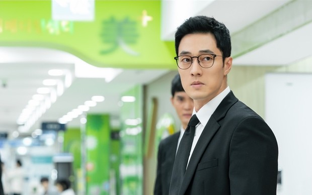 So Ji Sub telah berkecimpung di industri film dan drama Korea cukup lama, karena itu Ia telah memiliki banyak pengalaman dalam memerankan berbagai karakter.