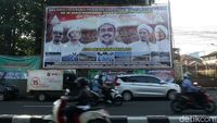 Suasana Petamburan Jelang Pulangnya Habib Rizieq