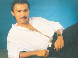 Pablo Cikasi Hidupkan Kembali Utha Likumahuwa dalam Sesaat Kau Hadir