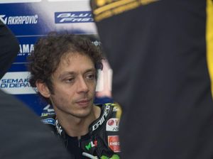 Video: Valentino Rossi Terancam Absen di MotoGP Valencia Video: Valentino Rossi Terancam Absen di MotoGP Valencia