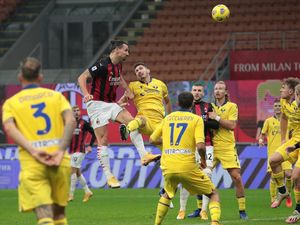 Milan Vs Verona: Gol Ibrahimovic Selamatkan Rossoneri dari Kekalahan