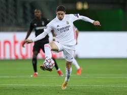 Kalah dari Valencia, Madrid Kehilangan Valverde yang Cedera