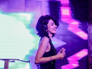 Ini Citra Anidya, Pacar Cantik Chef Juna Saat Kulineran