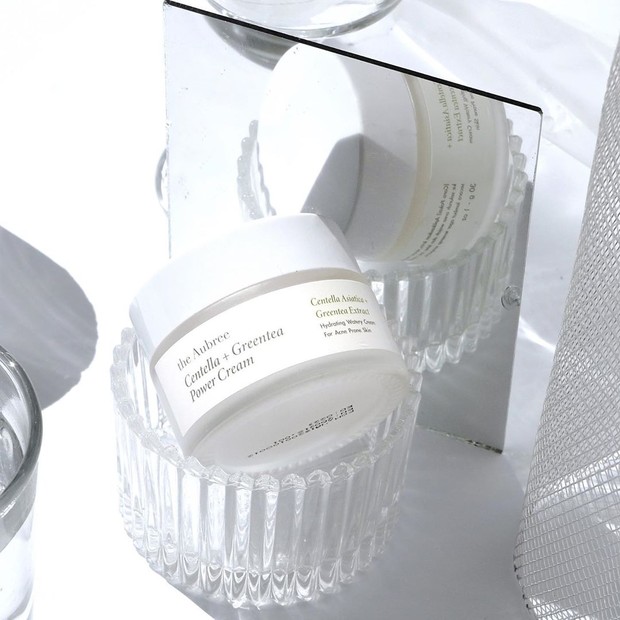 Skincare centella asiatica.