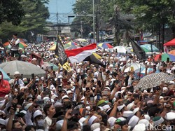 Alasan Satpol PP DKI Tak Langsung Bubarkan Kerumunan Massa HRS di Petamburan