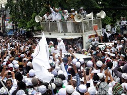 Massa Habib Rizieq Berkerumun, PPP: Tak Bisa Menyalahkan Warga