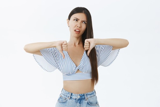 Nah, tipe humble bragging yang satu ini adalah yang paling tinggi di antara yang lain. Sebab, kesan pamer yang dilakukan oleh seseorang lebih menonjol dibandingkan dengan nada mengeluhnya.