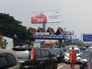 Lumpuh Total ke Soetta saat Pendukung Habib Rizieq Putihkan Bandara