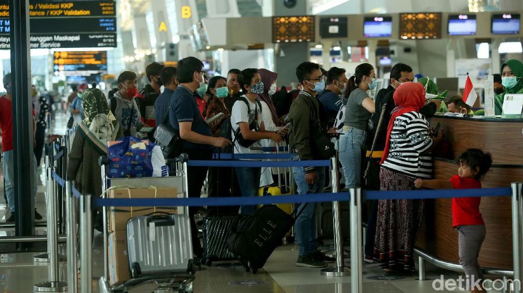 Jadwal Penerbangan Bandara Soetta Terdampak Kedatangan Rizieq