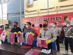 Tilap Dana Desa Rp 232 Juta, Mantan Kades-Sekdes di Aceh Ditangkap