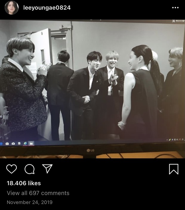 Lee Young Ae Bersama BTS/ Foto: