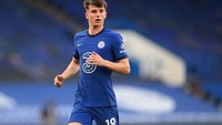 Di nomor 5 ada Mason Mount. Pemain Chelsea yang berusia 21 tahun ini digaji 88.462 ribu paun atau setara Rp 1,6 miliar per pekan (Getty Images/Pool)