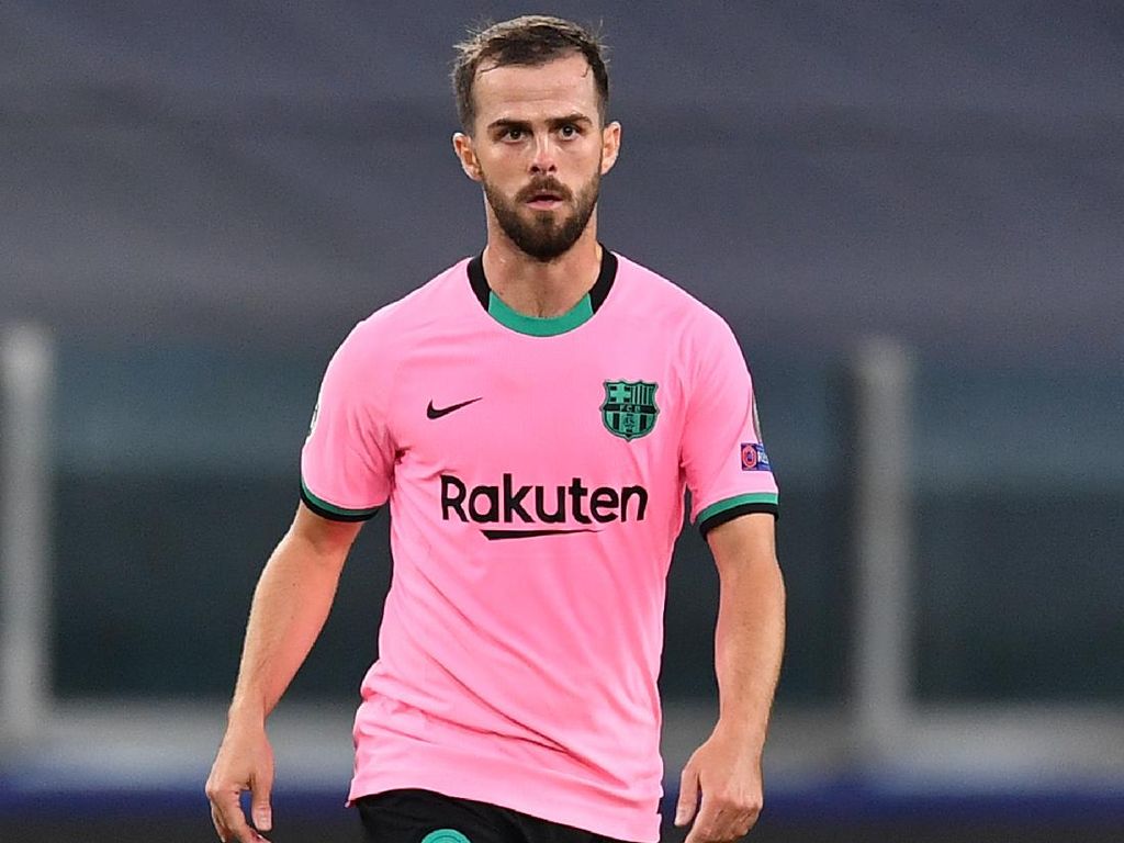Jemu Jadi Cadangan, Pjanic Tak Puas di Barcelona? Jemu Jadi Cadangan, Pjanic Tak Puas di Barcelona?