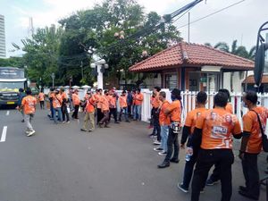 Polisi Kejar Penusuk Pendukung Paslon Pilwalkot Makassar di Palmerah Polisi Kejar Penusuk Pendukung Paslon Pilwalkot Makassar di Palmerah