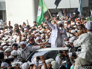 Status FPI Jadi Bahasan Usai Pangdam Singgung Pembubaran Status FPI Jadi Bahasan Usai Pangdam Singgung Pembubaran