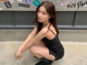 Nancy MOMOLAND yang Mungil di Foto Nancy MOMOLAND yang Mungil di Foto