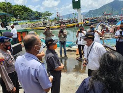 Pemprov Jatim Jemput Bola Dekatkan Layanan Perizinan Hingga Kampung Nelayan