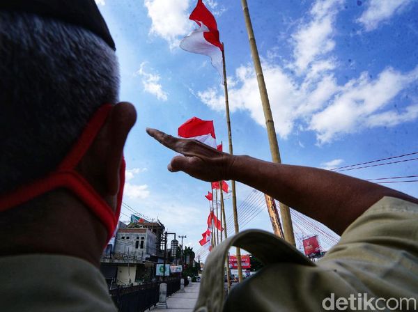 Peringati Hari Pahlawan, Jembatan Keris Berhias Merah Putih