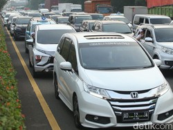 Kendaraan Penjemput Habib Rizieq Parkir di Tol, Begini Aturan Berhenti di Tol