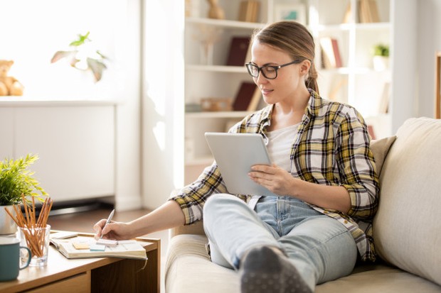 Cara Lebih Aktif di LinkedIn Rutin Membuat Konten/Freepik.com