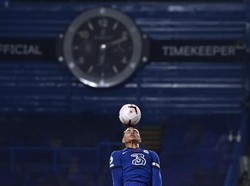 Main di Premier League Bikin Thiago Silva Sampai Sakit Kepala