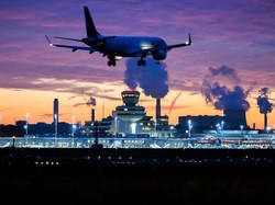 Gunung Semeru Meletus, Penerbangan Pesawat Terdampak?