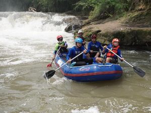 Petakan Titik Banjir, Bima Arya Susuri Ciliwung dari Bogor ke Jakarta Petakan Titik Banjir, Bima Arya Susuri Ciliwung dari Bogor ke Jakarta