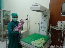 Rencana Operasi Caesar, Ibu di Probolinggo Ini Malah Lahir Normal Tepat 11-11