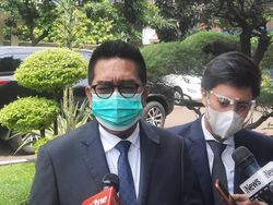 Henry Yoso ke Polda Metro, Minta Laporan Atas Habib Rizieq Dilanjut